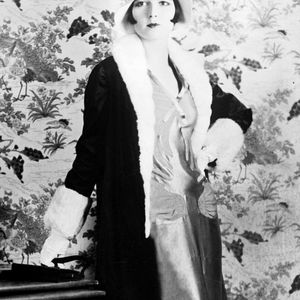 Bookmark My Closet Here! 💋